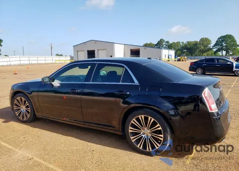 2013 Chrysler 300 S z USA, uszkodzony, nr VIN 2C3CCABG5DH659492